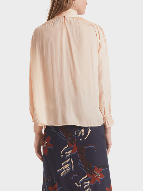 Strikblouse met biezen