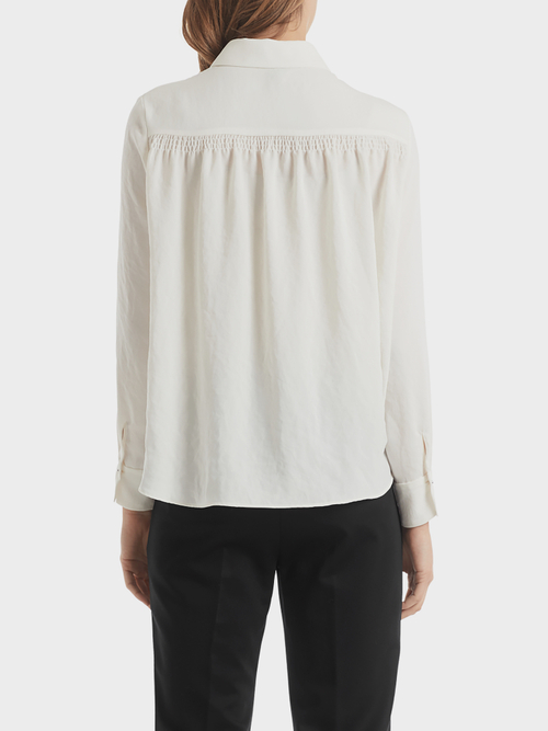 Blouse met smockdetails