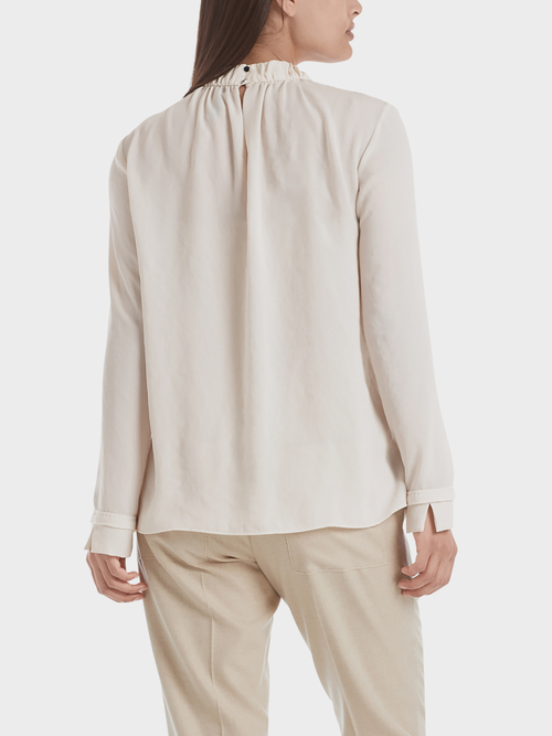 Bluse mit angerüschtem Stehkragen