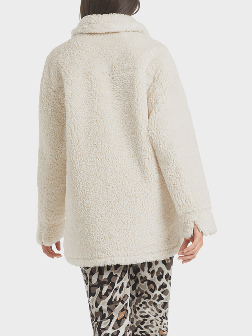 Superflauschige Wendejacke