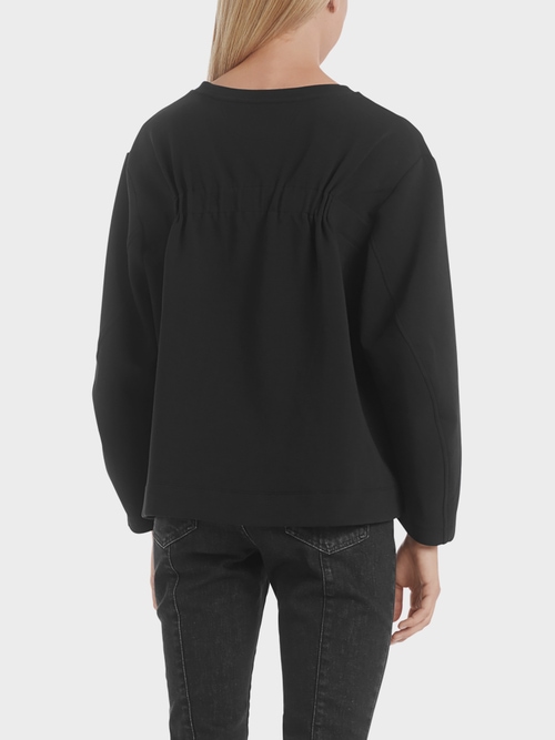 Sweatshirt with wide sleeves