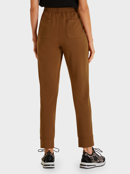 Hose im Jogging-Style