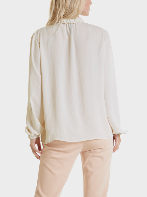 Bluse mit angerüschtem Stehkragen