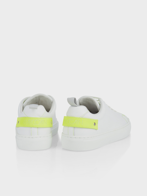 Kassetten-Sneaker mit Kontrastnähten