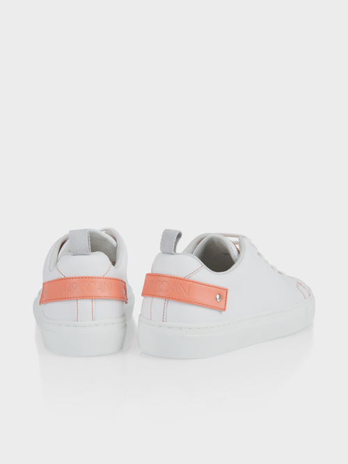 Cassette trainers with contrasting seams