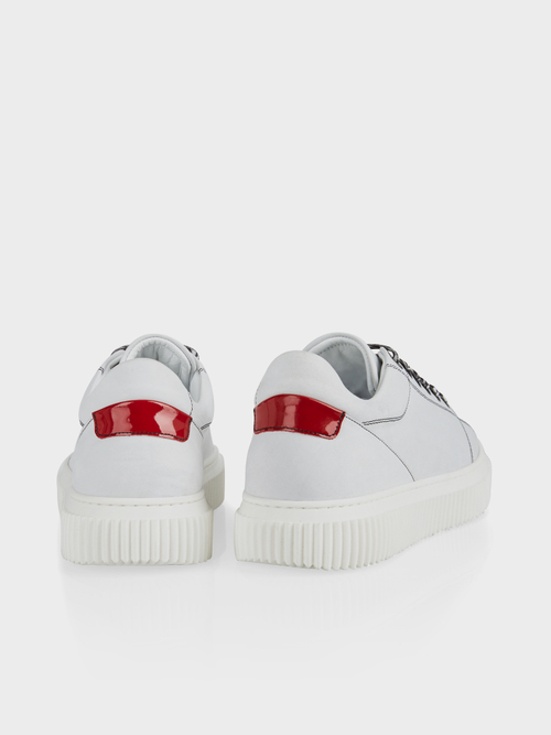 Trainers with zebra laces