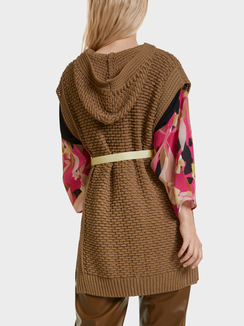 Lange Weste Knitted in Germany