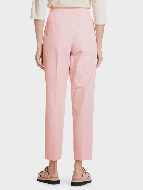 Lässige Tafthose