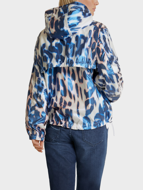 Veste à la brillance irisée