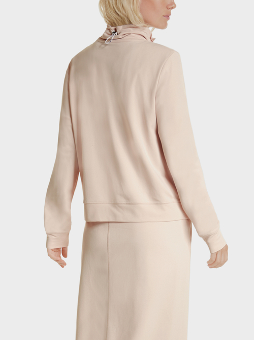 Jacke mit Rüschenverzierung
