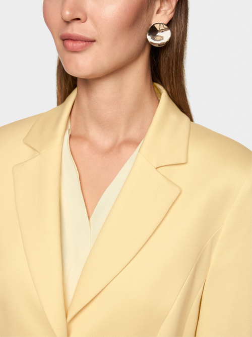 Fitted blazer