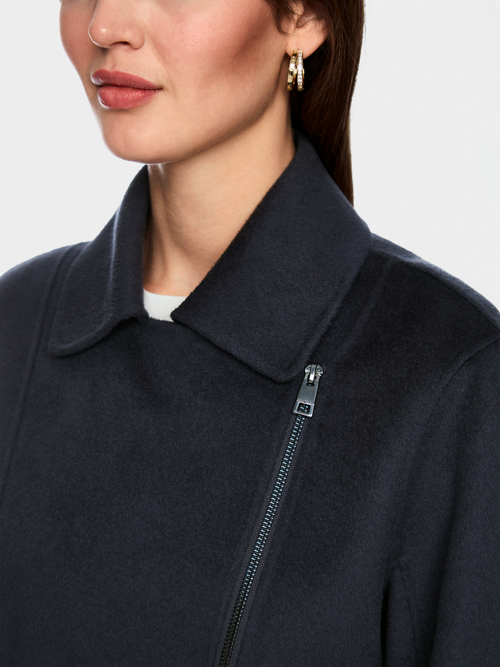 Elegant wool jacket in the biker style