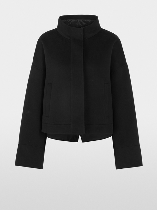 Wolljacke mit Kapuze