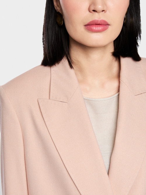Blazer in a casual boyfriend style