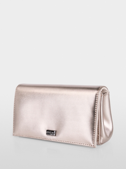 Flap bag in metallic leather