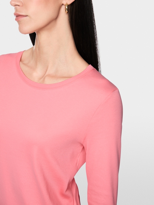 Ribbed knit shirt