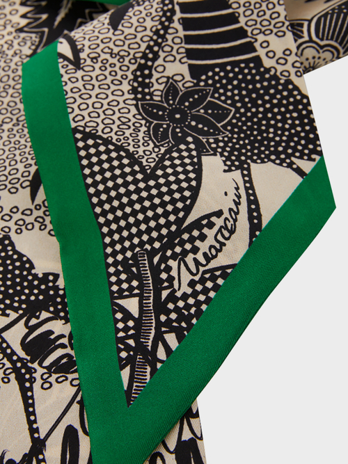 Seidenschal mit Print