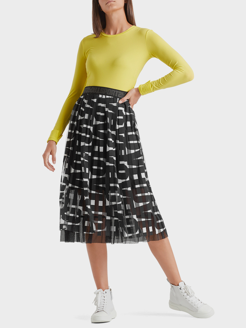 Super lightweight top