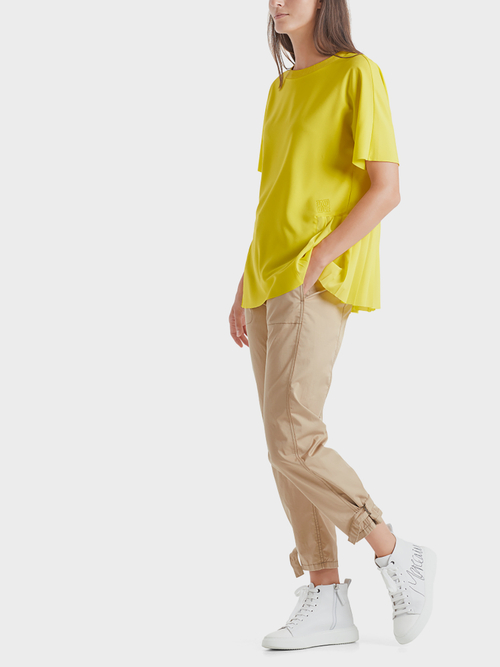 Blouse-style top with pleats