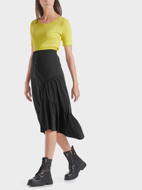 Rock mit asymmetrischem Volant
