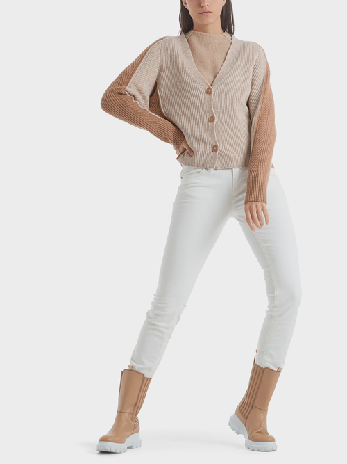 Veste en tricot avec cachemire
