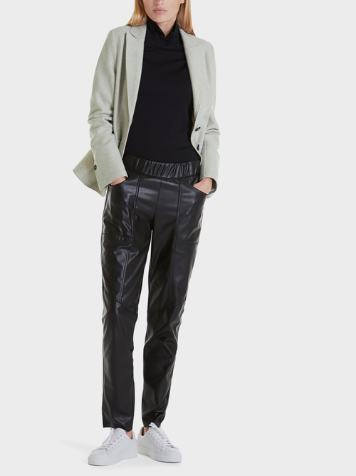 Blazer knitted in Germany