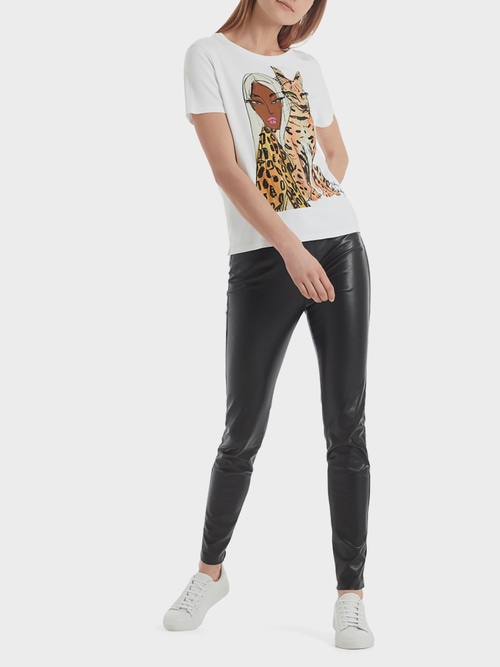 Art top with leopard/couple illustration