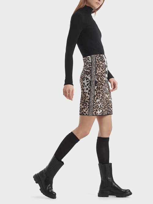 Leopard skirt Knitted in Germany