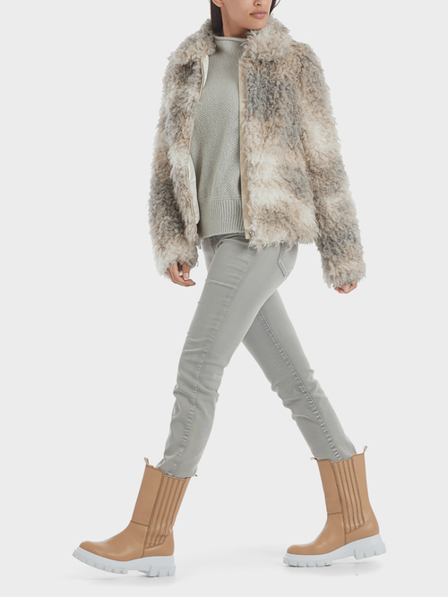 Fun-Fur-Jacke in Curly-Optik