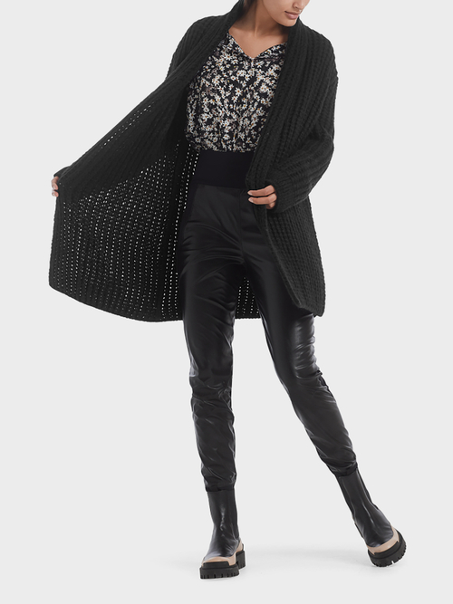 Grofgebreid vest 'Knitted in Germany'