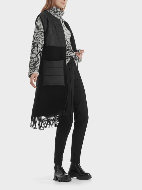 Veste cape sans manches à empiècements
