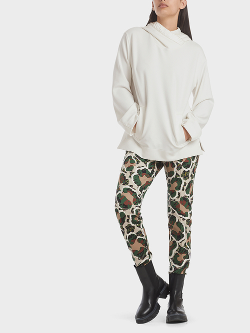 Vrouwelijke hoodie