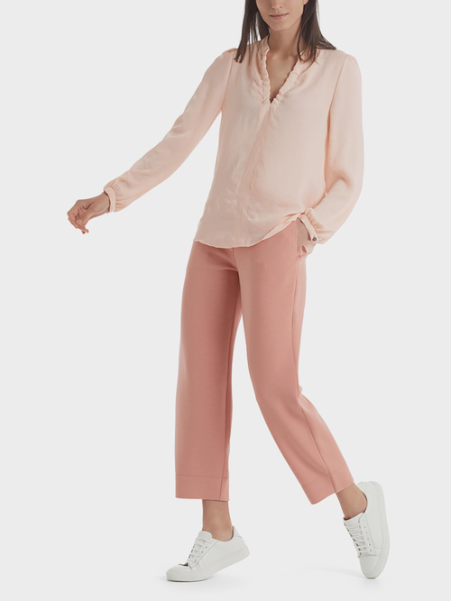 Blouse with feminine details