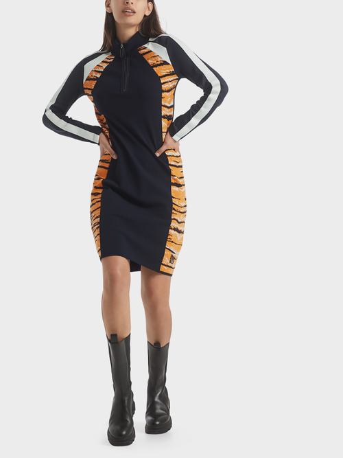 Kleid Knitted in Germany