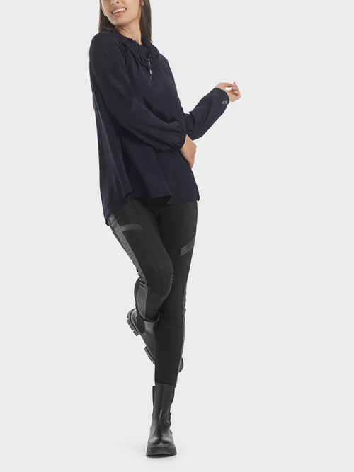 Blouse-style top in viscose and silk