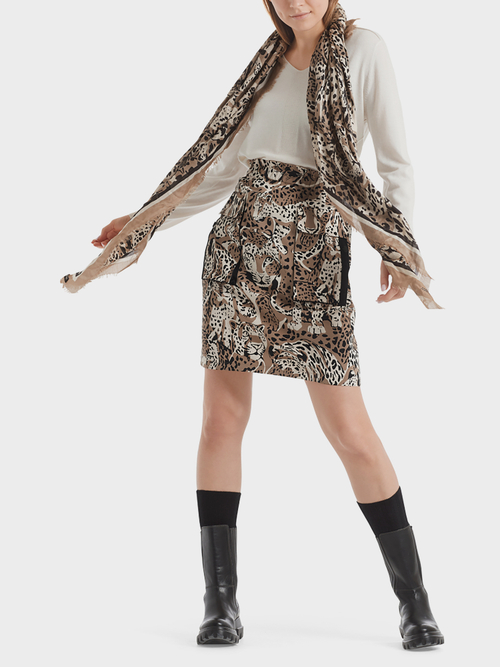 Rock mit Leo-Print