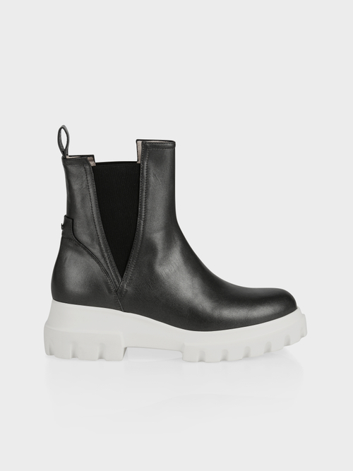 Chelsea ankle boots with pearl effect