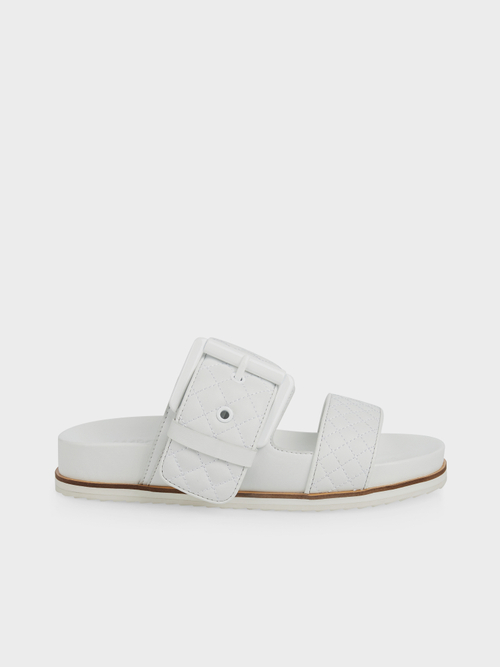 Footbed sandals with diamond quilting