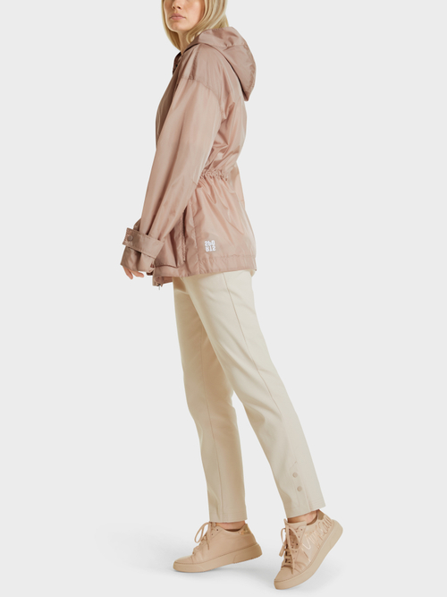 Outdoorjacke aus Nylon