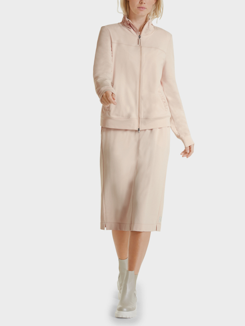 Jacke mit Rüschenverzierung