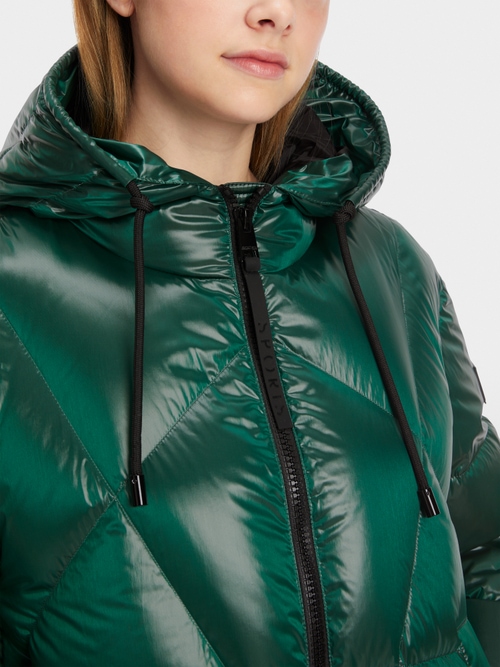 Outdoor Jacket in Shiny Nylon