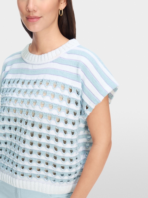 Pull-over ajouré tricoté en Allemagne
