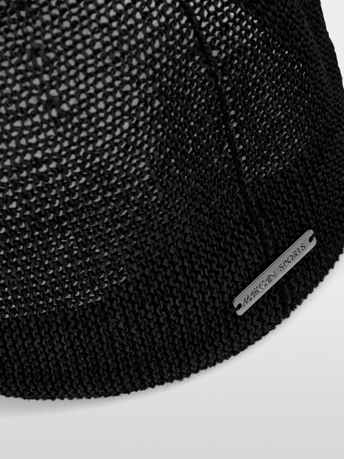 Baseball cap made of paper fibre