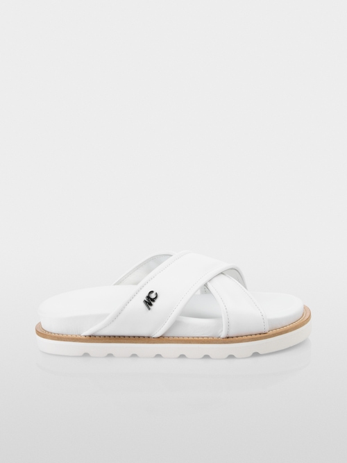 Mules with chunky soles