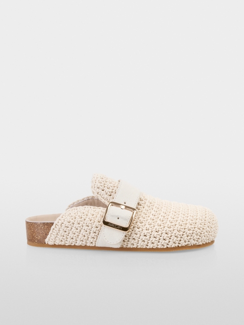Grove pantoffels met gehaakt effect