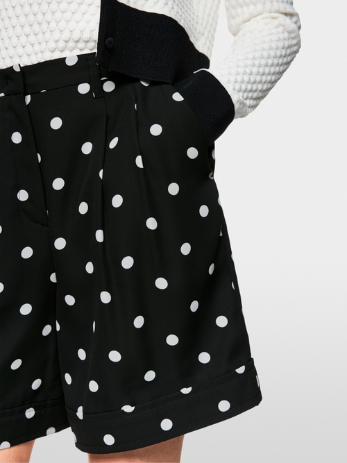 Shorts im Polka Dot Design