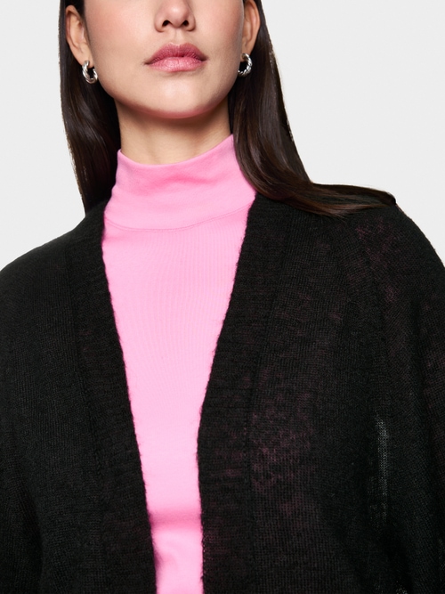 Leichter Cardigan Knitted in Germany