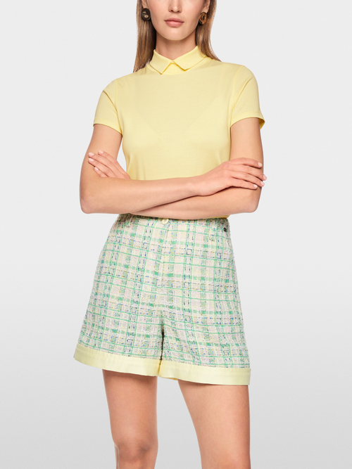 Plain T-shirt with short sleeves