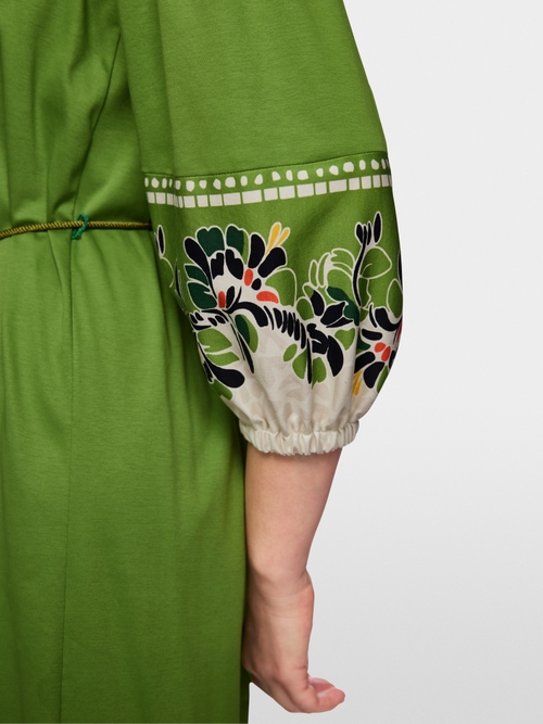 Dress with flowers print