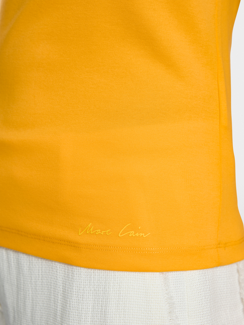 Basic shirt made from stretch cotton